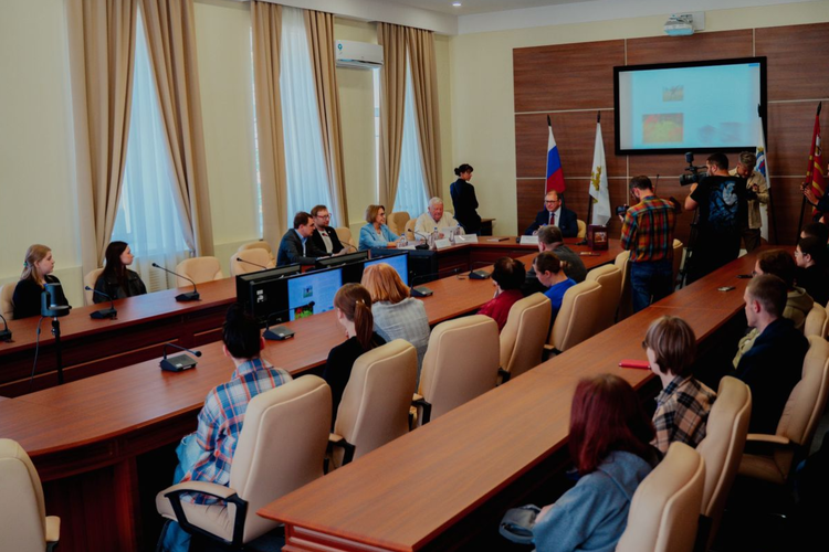Студенты и преподаватели СмолГУ погрузились в тайны тысячелетней истории Смоленской земли